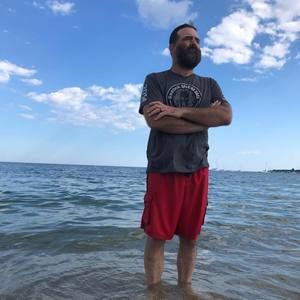 Meet your Posher, Christopher